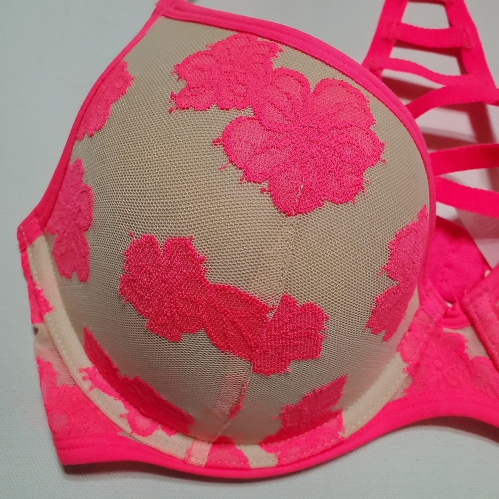 Pink Victoria's Secret 34D Lace Racerback Bra - Picture 8 of 16
